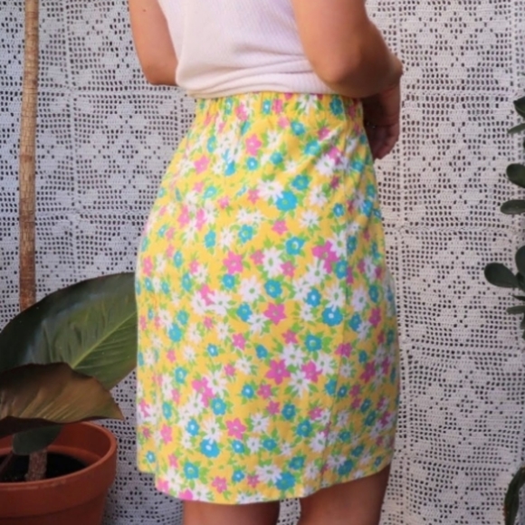 🌼 Vintage yellow floral skirt - Picture 3 of 5